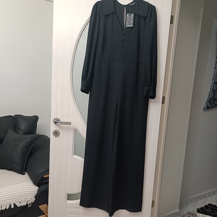 Siyah Düğmeli Uzun Kollu Tulum - Görsel 4