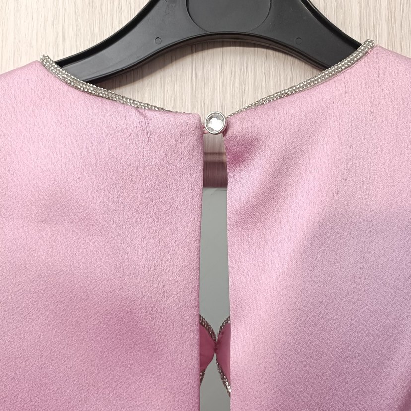 Zincir Detaylı Pembe Midi Elbise - Görsel 5