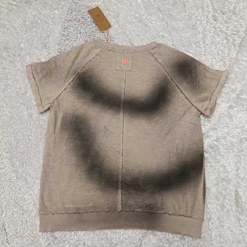 Gri Batik Desenli Keten Kadın Tişört - Görsel 5