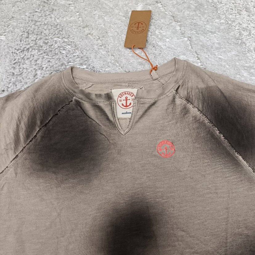 Gri Batik Desenli Keten Kadın Tişört - Görsel 3