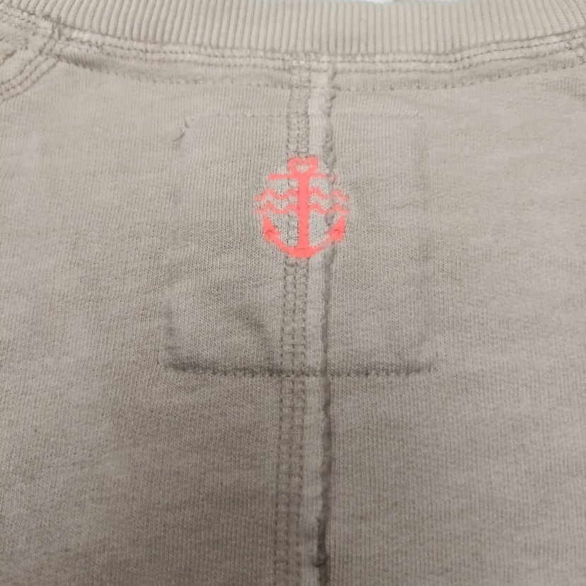 Gri Batik Desenli Keten Kadın Tişört - Görsel 4