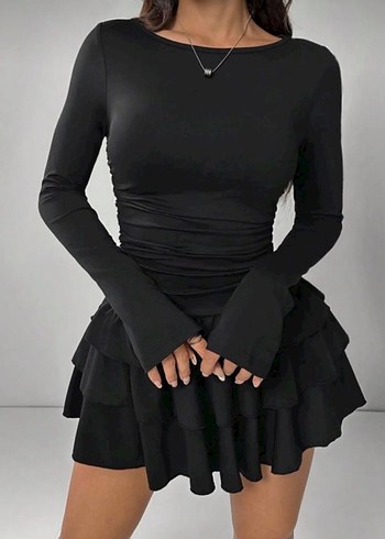 Siyah Eteği Kat Kat Kısa Elbise - Görsel 3