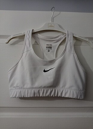 Spor sütyeni