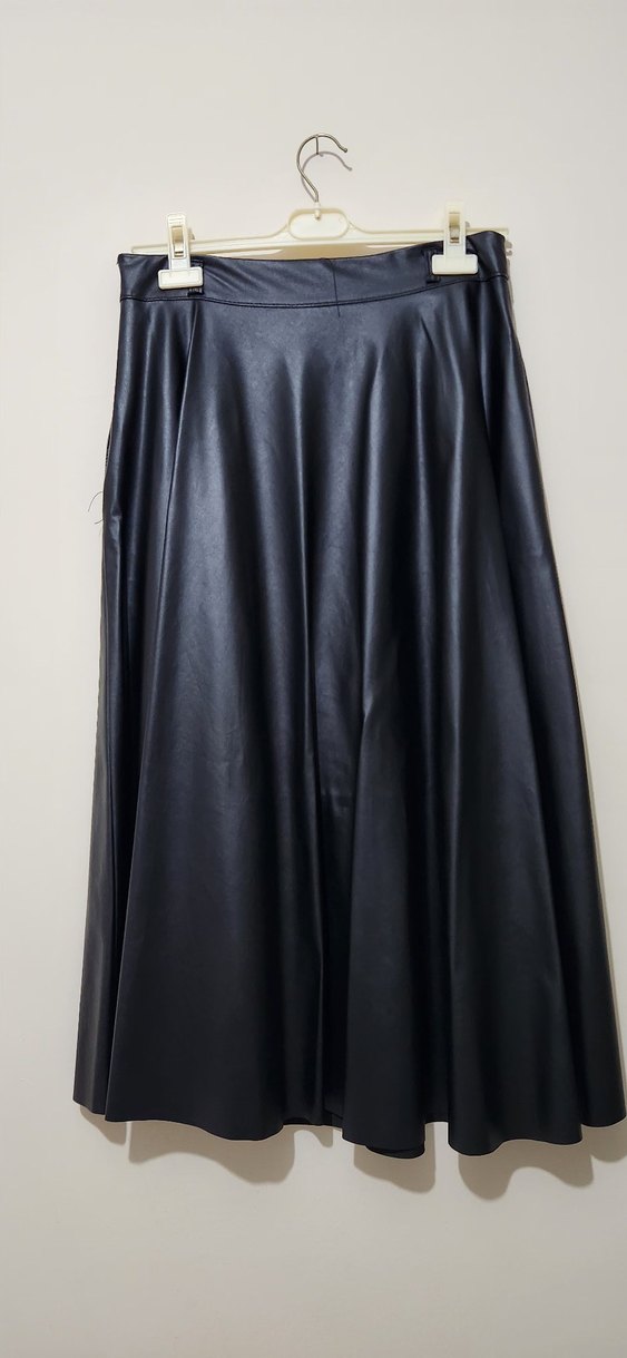 Drapeli Siyah Deri Uzun Etek - Görsel 2