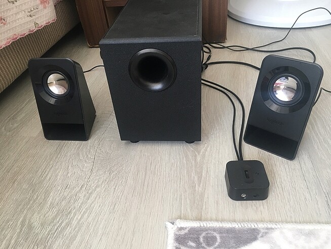 Logitech 2+1 ses sistemi
