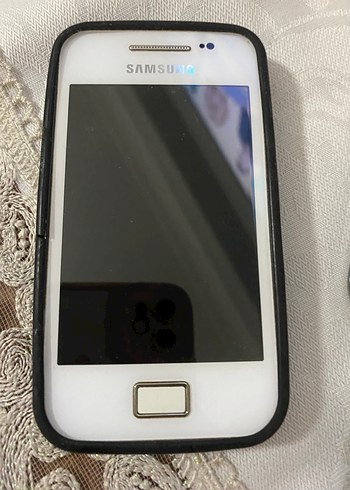 Beyaz ve Gri Nokia ve Samsung Telefonlar - Görsel 7