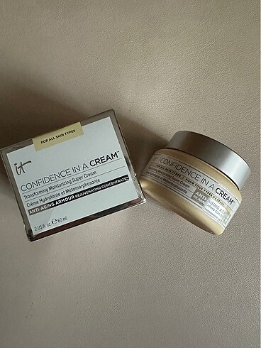 IT Cosmetics ünlü anti-aging kremi