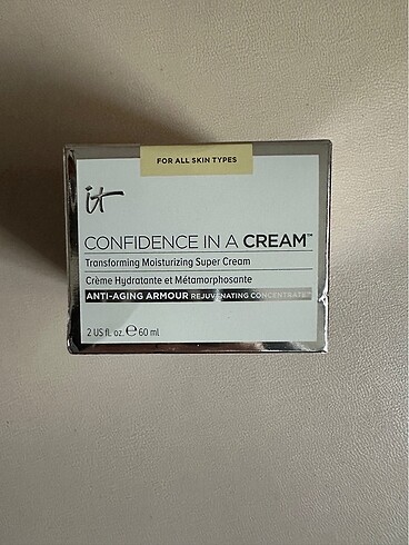 Beden IT Cosmetics ünlü anti-aging kremi