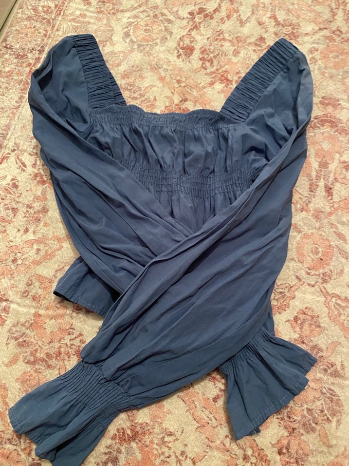 Uzun Kollu Fırfırlı Bluz - Görsel 3