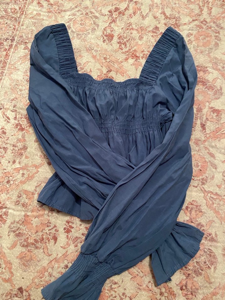 Uzun Kollu Fırfırlı Bluz - Görsel 2