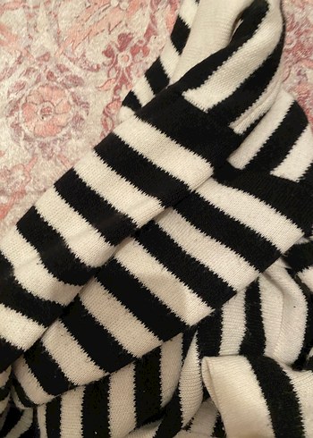 Çizgili Yakalı Kadın Kazak - Görsel 4