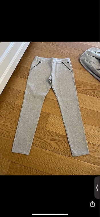 s Beden Armani Exchange takim