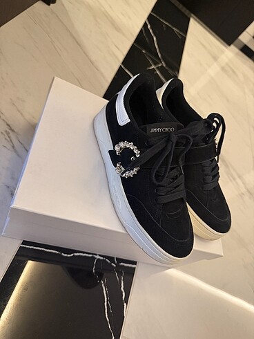 Jimmy Choo