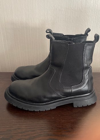 Kadın Botu SATILDI - Görsel 5