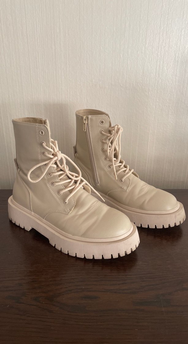 Bej Deri Platform Topuklu Kadın Bot - Görsel 3