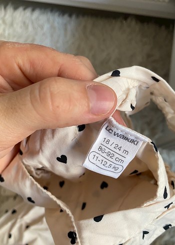 LC Waikiki Kız Çocuk Beyaz Kalp Desenli Fırfırlı Elbise