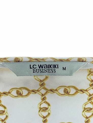 m Beden çeşitli Renk LC Waikiki Bluz %70 İndirimli.