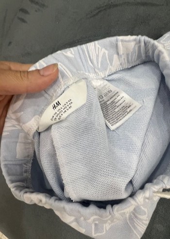 H&M H&M erkek çocuk şort 5-6 yaş 116cm