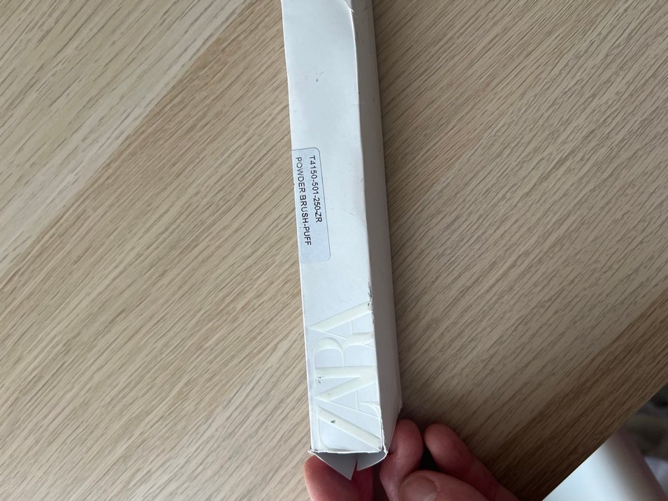 Zara Beyaz Makyaj Fırçası - Görsel 4