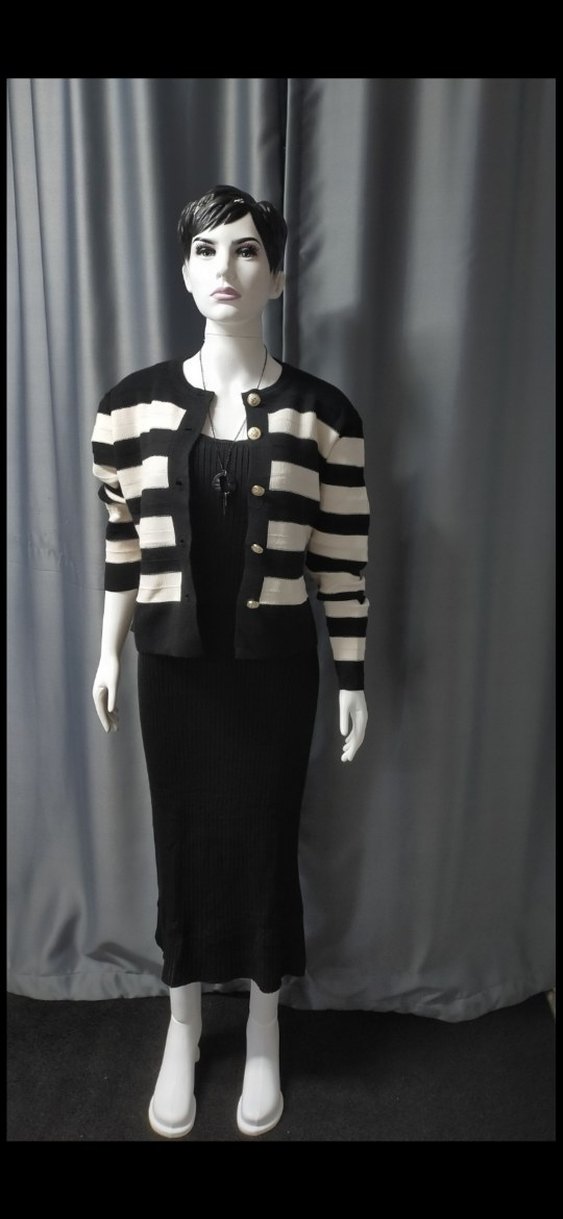 Cizgi Desenli Siyah Triko Hırka askili elbise takim - Görsel 2