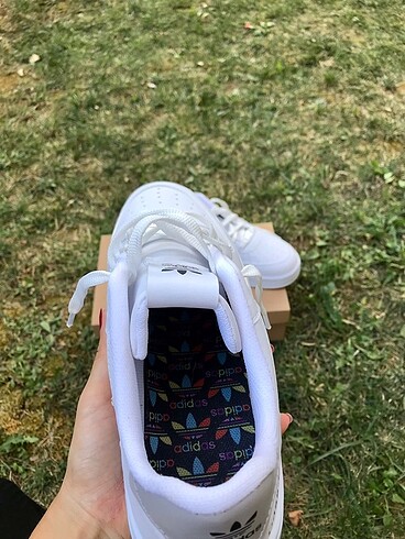 40 Beden Adidas dass-ler spor ayakkabı