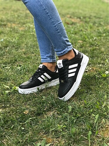 Adidas dass-ler spor ayakkabı