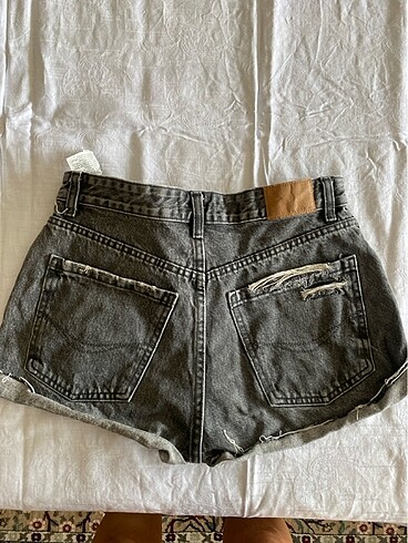 38 Beden Pull and bear kot şort
