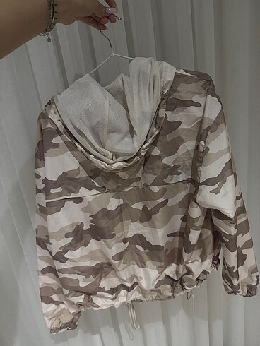 H&M hm yağmurluk
