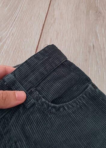 LC Waikiki Kadife pantolon 5,6 yaş