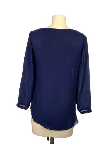 s Beden Zara Bluz %70 İndirimli.