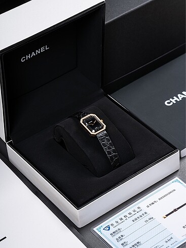 Chanel Saat