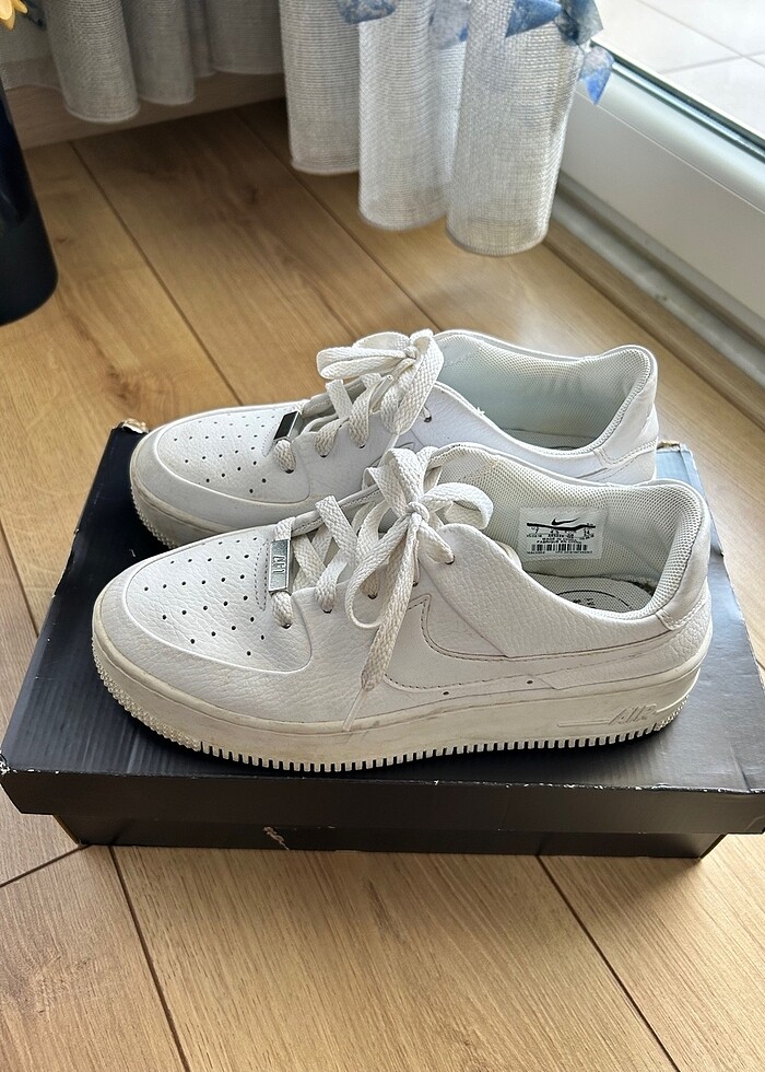 Nike Air Force Beyaz Spor Ayakkabı - Görsel 2