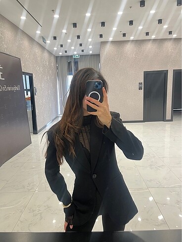 Bershka Belden oturmalı blazer