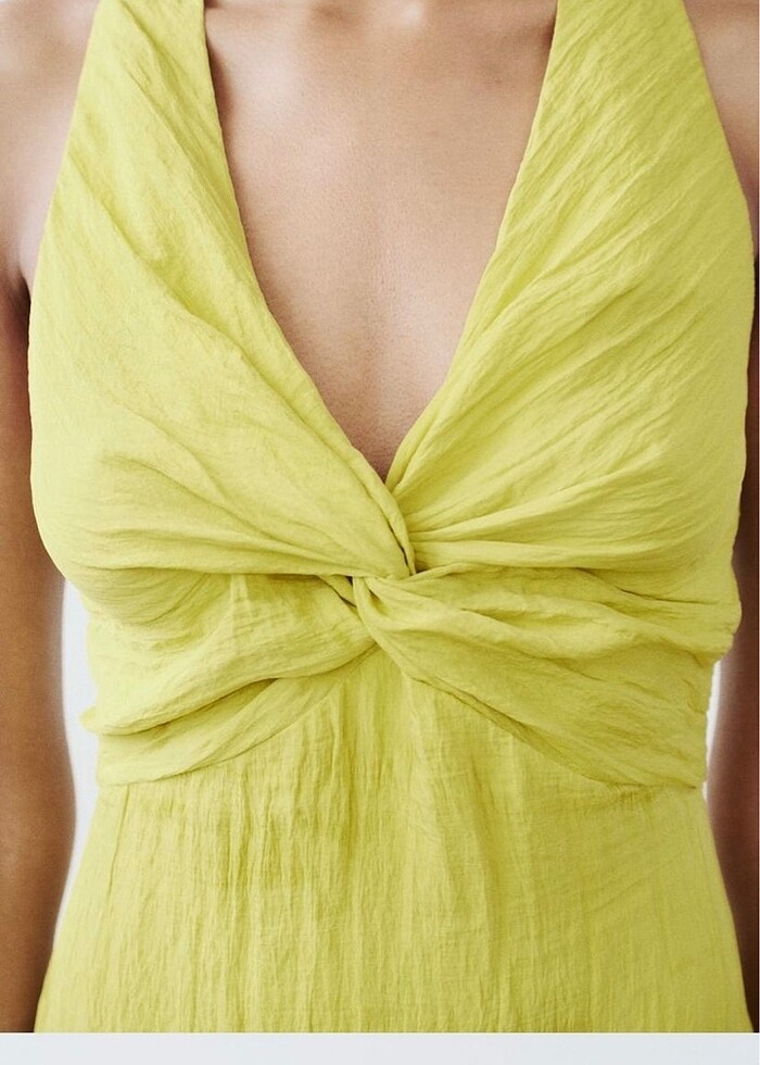 Düğümlü kırışık görünümlü  sırt detaylı elbise - Görsel 3