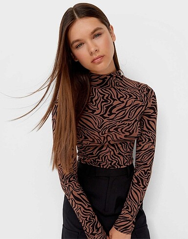 Stradivarius Desenli Bluz
