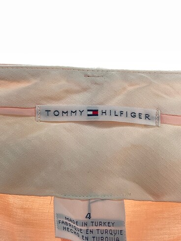 40 Beden pembe Renk Tommy Hilfiger Kumaş Pantolon %70 İndirimli.