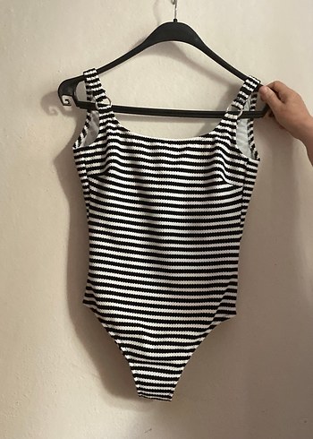 Zebra Desenli İnce Askılı Kadın Mayo
