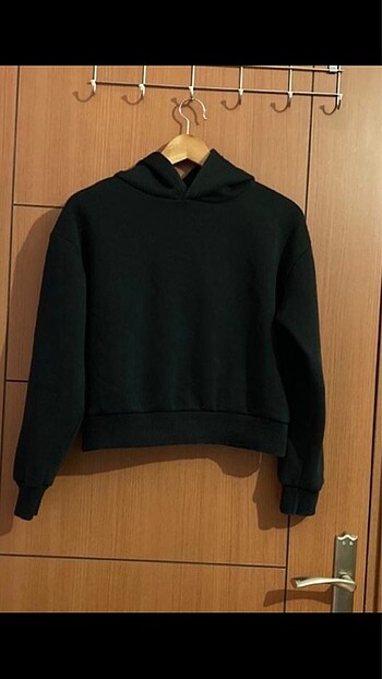 Crop Sweatshirt