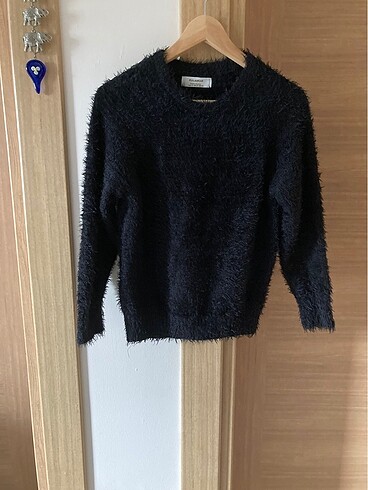 Pull & Bear Siyah Tüylü Kazak