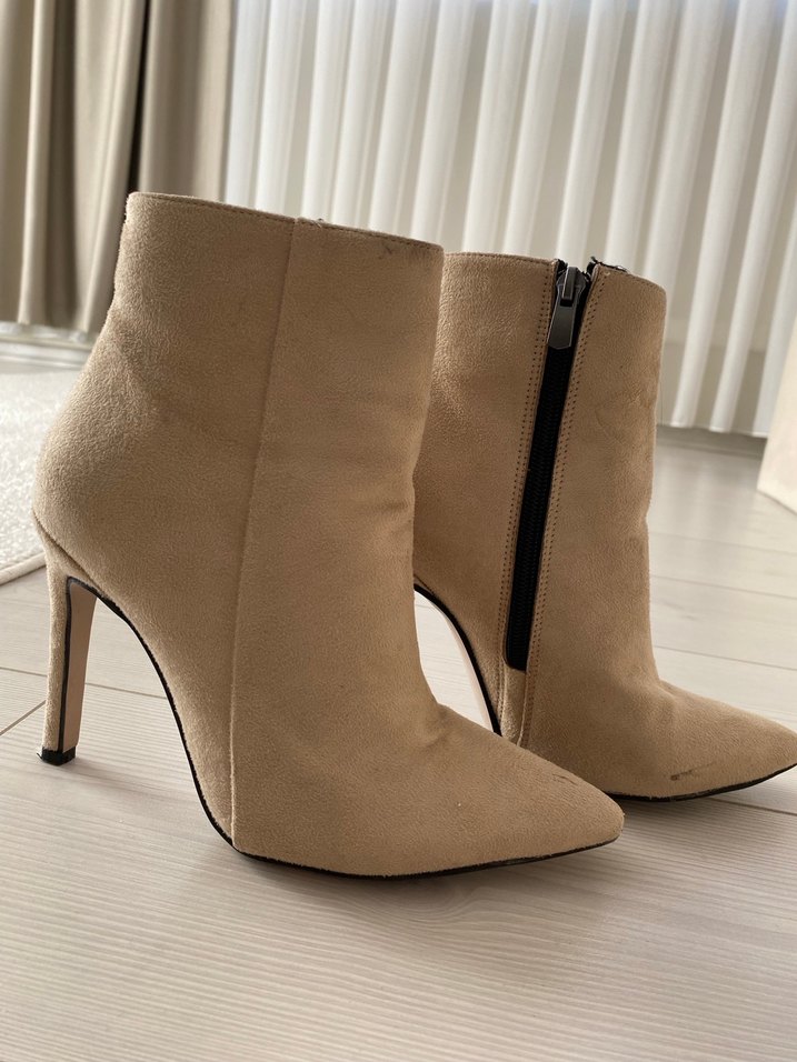 Bej Süet Stiletto Topuklu Kadın Bot - Görsel 2