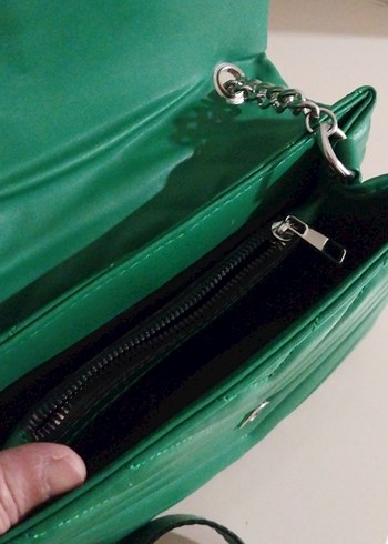 Yeşil Yılan Desenli Zincir Detaylı Deri Çanta - Görsel 3