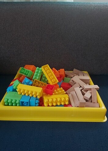 Jenga ahşap oyuncak ve legolar 