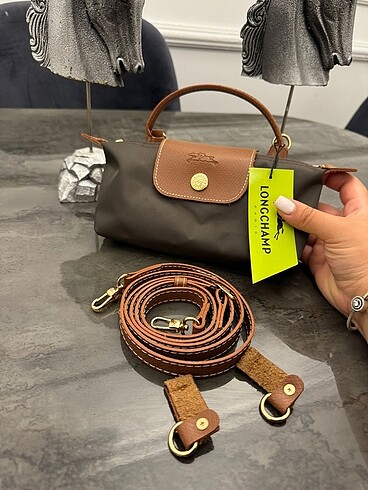 Longchamp askılı mini çanta