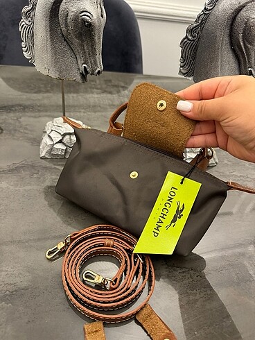 Beden Longchamp askılı mini çanta