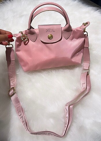 Longchamp askılı deri çanta