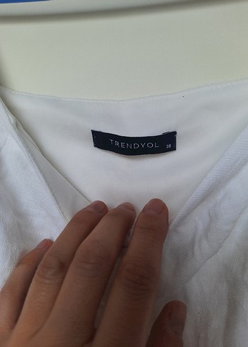 Uzun Beyaz Keten Düğmeli Bohem Elbise - Görsel 2