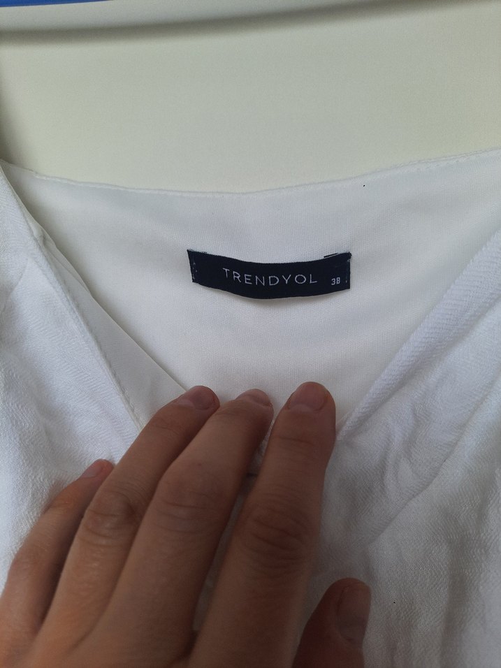 Uzun Beyaz Keten Düğmeli Bohem Elbise - Görsel 2