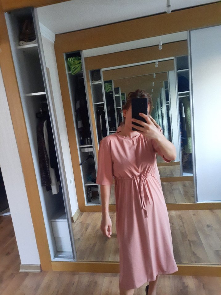 Pembe V Yaka Midi Rahat Kesim Elbise - Görsel 2