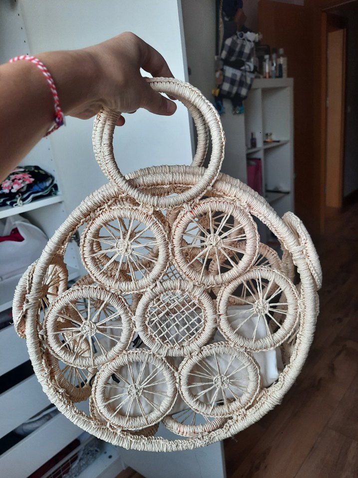 Dantel Detaylı Beyaz Örgü Bohem Çanta - Görsel 2