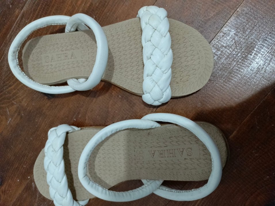 BeyazbKadın Sandalet - Görsel 2